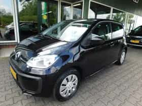 Volkswagen Up (2017) thumbnail 13