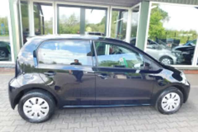 Volkswagen Up (2017) thumbnail 4