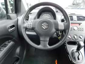 Suzuki Splash (2014) thumbnail 9