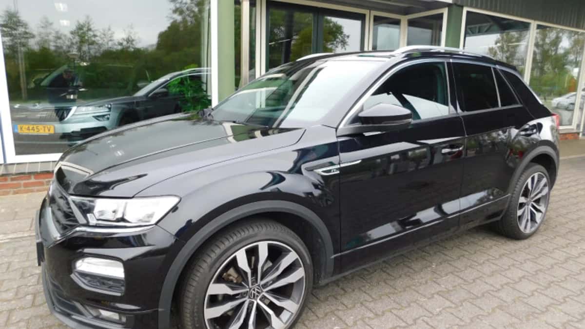 Volkswagen T-Roc (2020) — foto 1