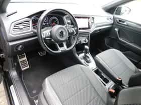 Volkswagen T-Roc (2020) thumbnail 2