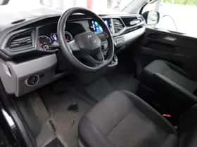 Volkswagen Transporter (2022) thumbnail 8