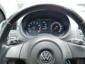Volkswagen Polo (2012) thumbnail 17