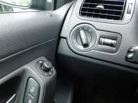 Volkswagen Polo (2012) thumbnail 20