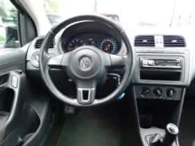 Volkswagen Polo (2012) thumbnail 3