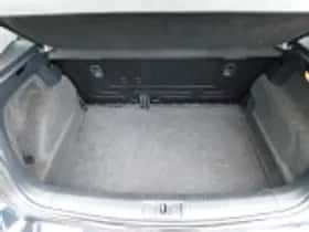 Volkswagen Polo (2012) thumbnail 57
