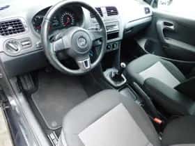 Volkswagen Polo (2012) thumbnail 8