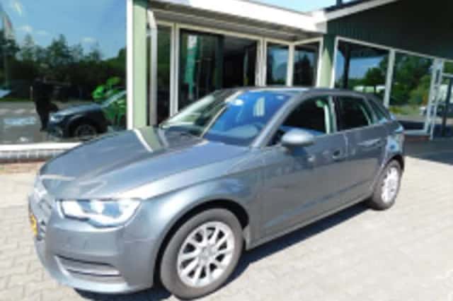 Audi A3 (2015) thumbnail 6