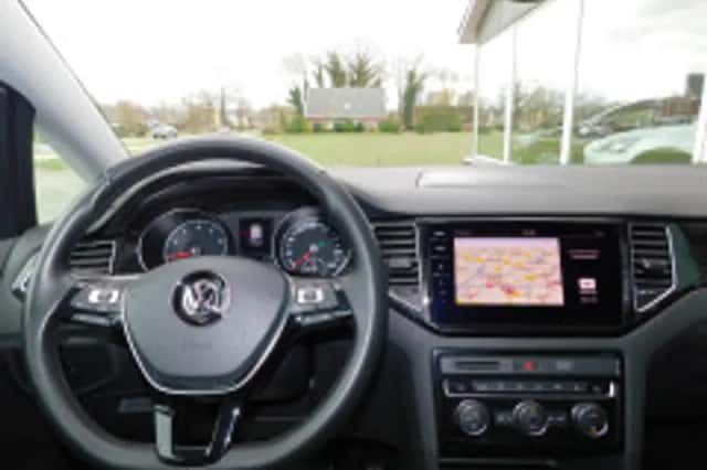 Volkswagen Golf-sportsvan (2018) thumbnail 3