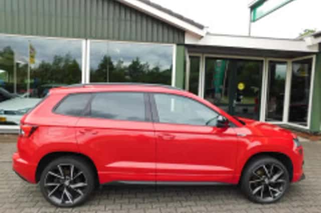 Škoda Karoq (2022) thumbnail 4