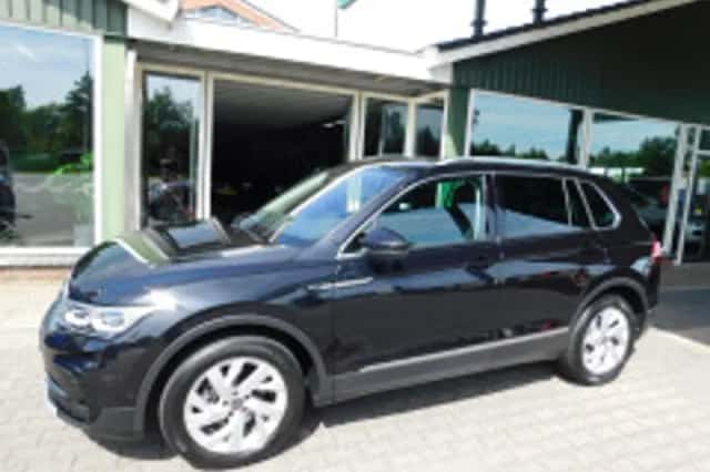 Volkswagen Tiguan (2021) thumbnail 5