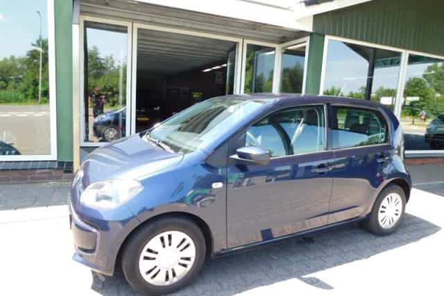 Volkswagen Up (2014) thumbnail 1