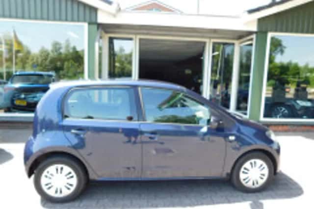 Volkswagen Up (2014) thumbnail 4