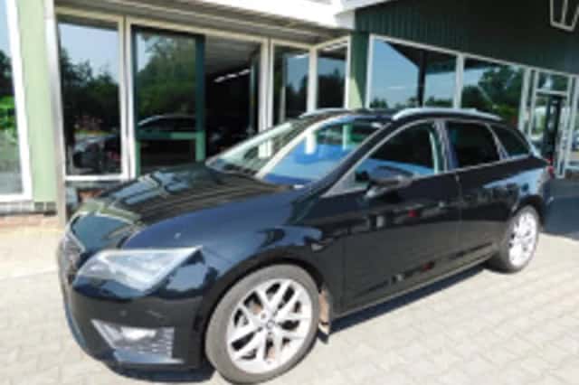SEAT Leon (2016) thumbnail 5