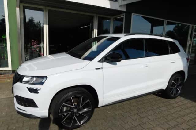 Škoda Karoq (2021) thumbnail 1