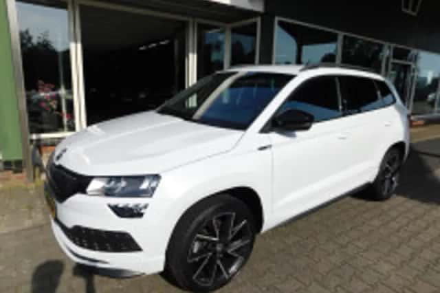 Škoda Karoq (2021) thumbnail 6