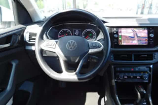 Volkswagen T-Cross (2021) thumbnail 3