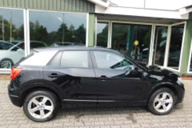 Audi Q2 (2017) thumbnail 4
