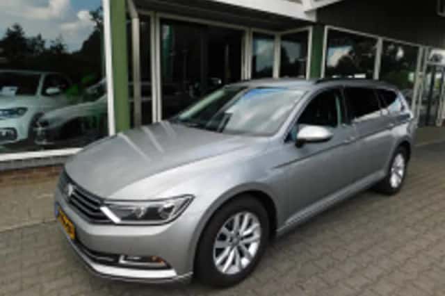 Volkswagen Passat (2016) thumbnail 6