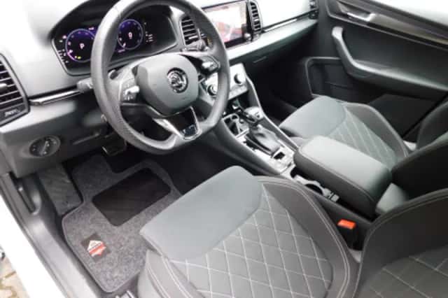 Škoda Karoq (2022) thumbnail 2