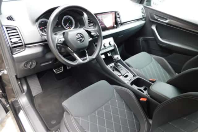 Škoda Karoq (2022) thumbnail 2