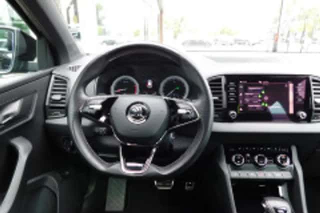 Škoda Karoq (2022) thumbnail 3
