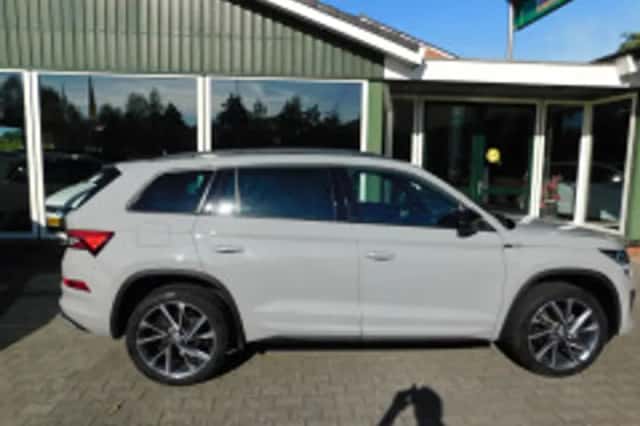 Škoda Kodiaq (2023) thumbnail 4