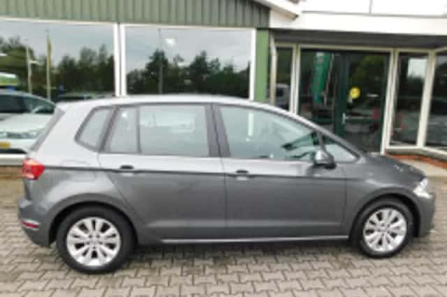 Volkswagen Golf-sportsvan (2019) thumbnail 4