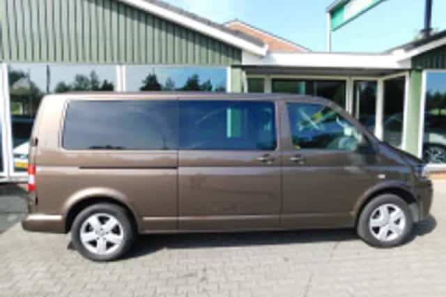 Volkswagen Transporter (2015) thumbnail 4