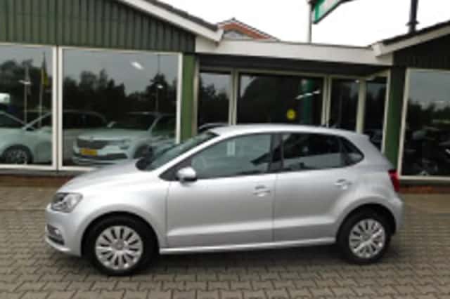 Volkswagen Polo (2015) thumbnail 5
