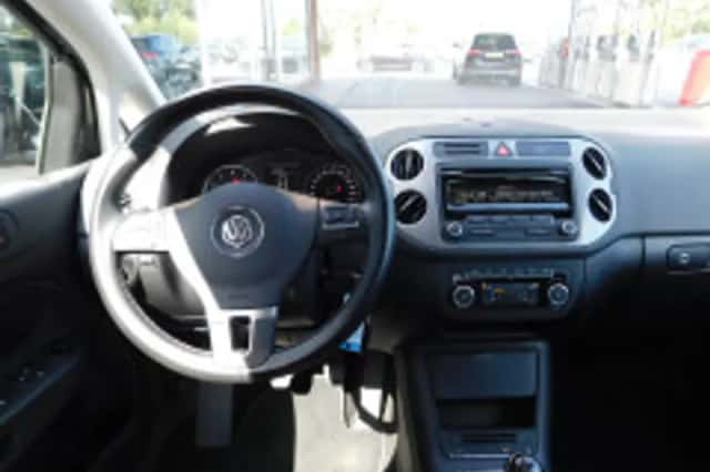 Volkswagen Golf Plus (2012) thumbnail 3