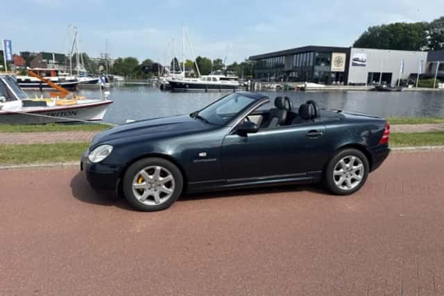 Mercedes-Benz SLK-Klasse (1998) thumbnail 1