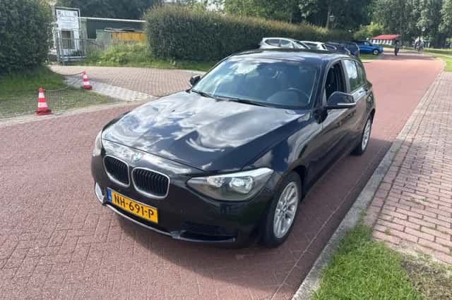 BMW 1-Serie (2013) thumbnail 2