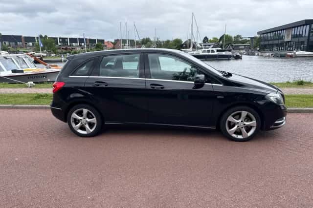 Mercedes-Benz B-Klasse (2012) thumbnail 4