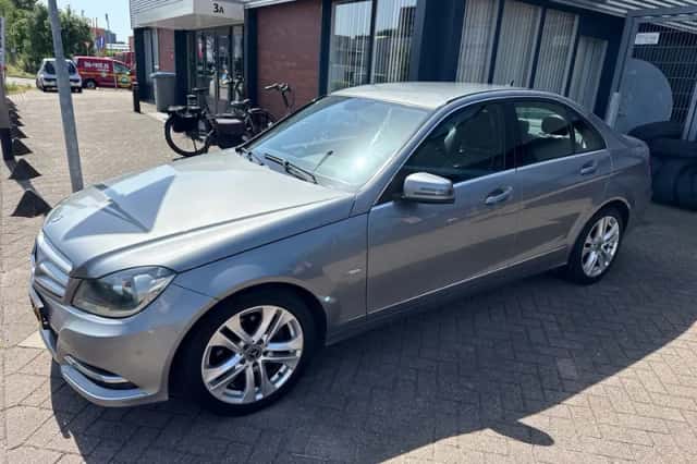 Mercedes-Benz C-Klasse (2013) thumbnail 2