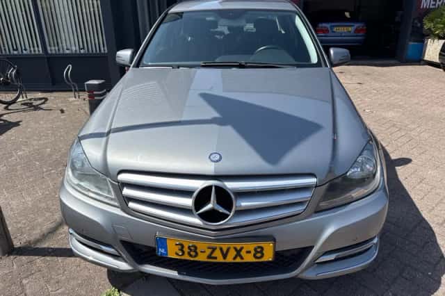 Mercedes-Benz C-Klasse (2013) thumbnail 4