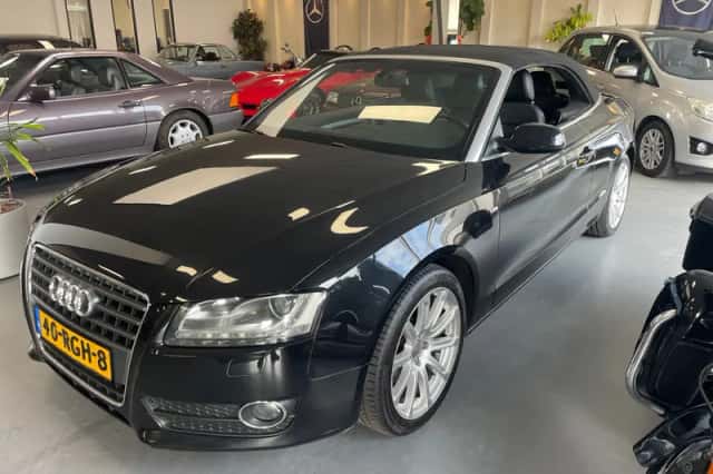 Audi A5 (2010) thumbnail 3