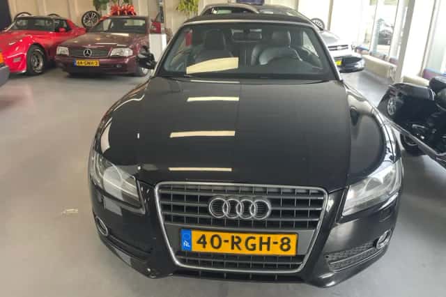 Audi A5 (2010) thumbnail 4