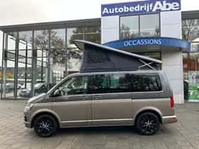 Volkswagen Multivan (2018) thumbnail 4