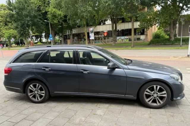 Mercedes-Benz E-Klasse (2015) thumbnail 4