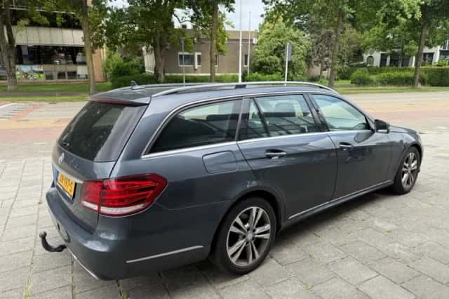 Mercedes-Benz E-Klasse (2015) thumbnail 5