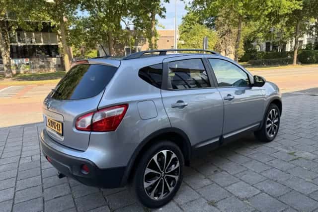 Nissan Qashqai (2013) thumbnail 5