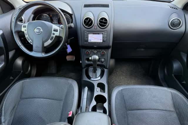 Nissan Qashqai (2013) thumbnail 6