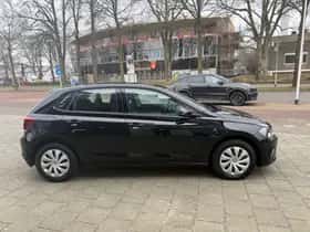 Volkswagen Polo (2018) thumbnail 4
