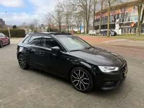 Audi A3 (2013) thumbnail 3