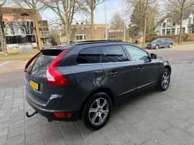 Volvo XC60 (2011) thumbnail 5