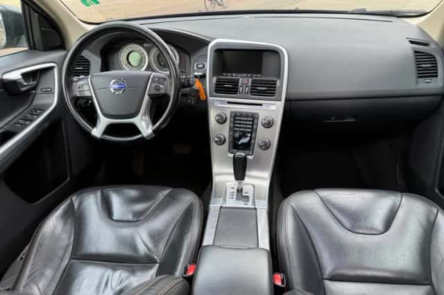 Volvo XC60 (2011) thumbnail 6