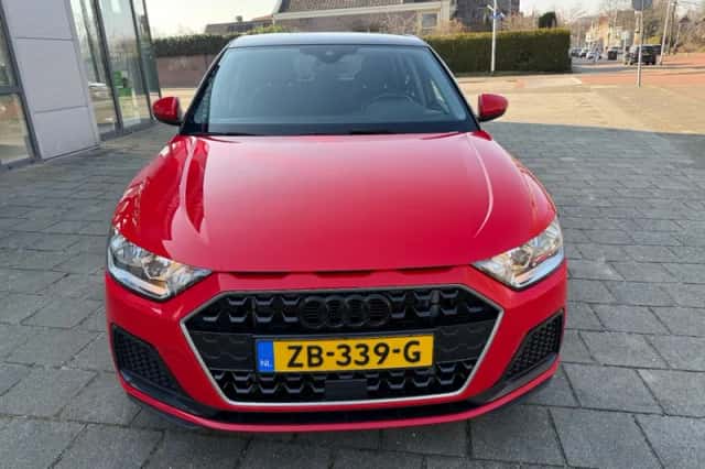 Audi A1 (2019) thumbnail 2
