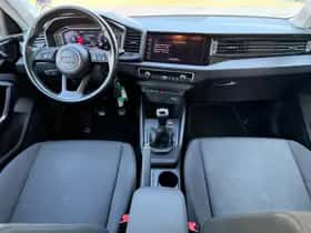 Audi A1 (2019) thumbnail 6