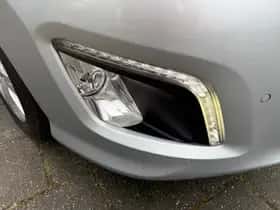 Peugeot 308 (2013) thumbnail 14